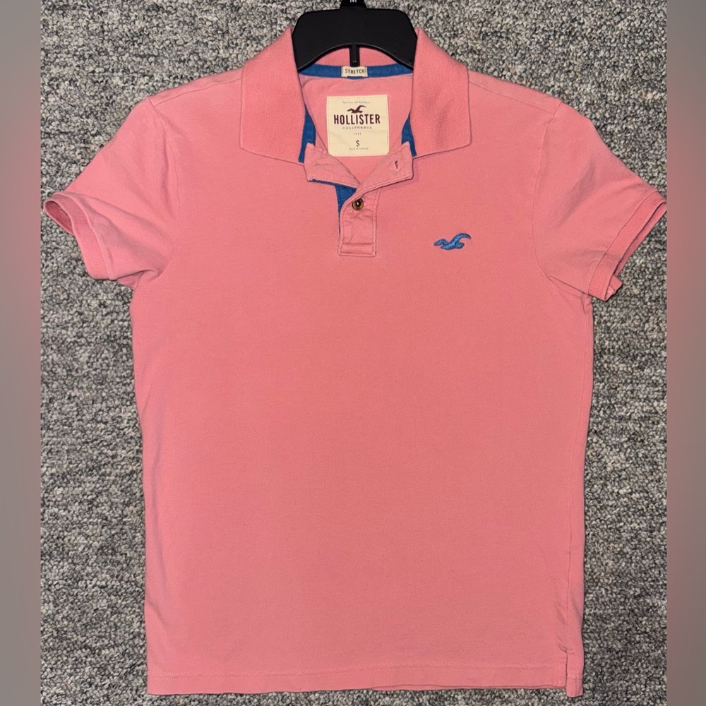Hollister Men's Stretch Icon Polo with Blue Seagull Logo ~ Size Small